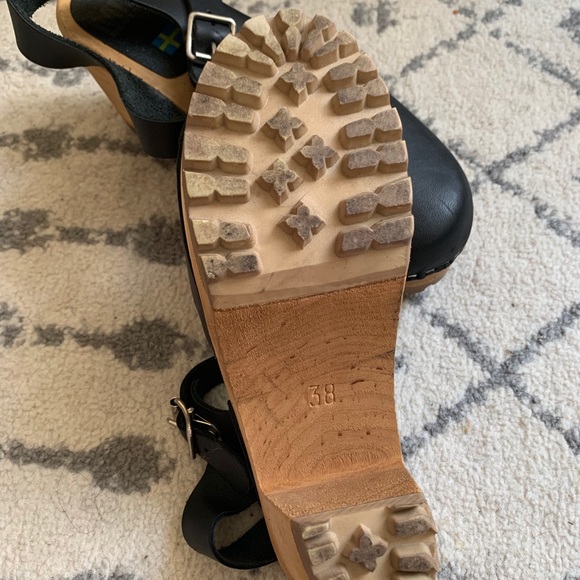 🚫SOLD🚫 Mia Abba clogs - Picture 3 of 3